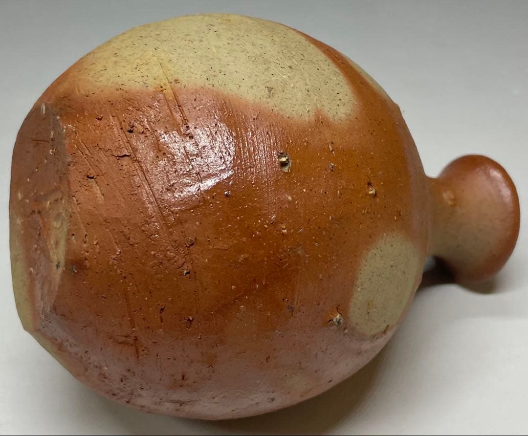 人間国宝　伊勢崎淳　備前緋襷徳利　四方桟共箱　d5732