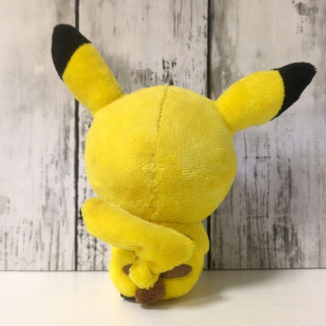 ポケモンセンター　ポケモンタイム　ピタッとピカチュウ　ぬいぐるみ