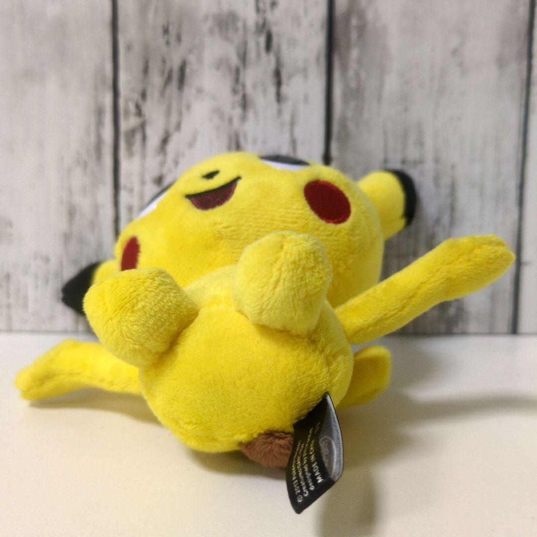 ポケモンセンター　ポケモンタイム　ピタッとピカチュウ　ぬいぐるみ