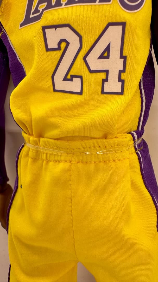 【箱無し/経年劣化有り】エンターベイ　NBAフィギュア　コービー・ブライアント