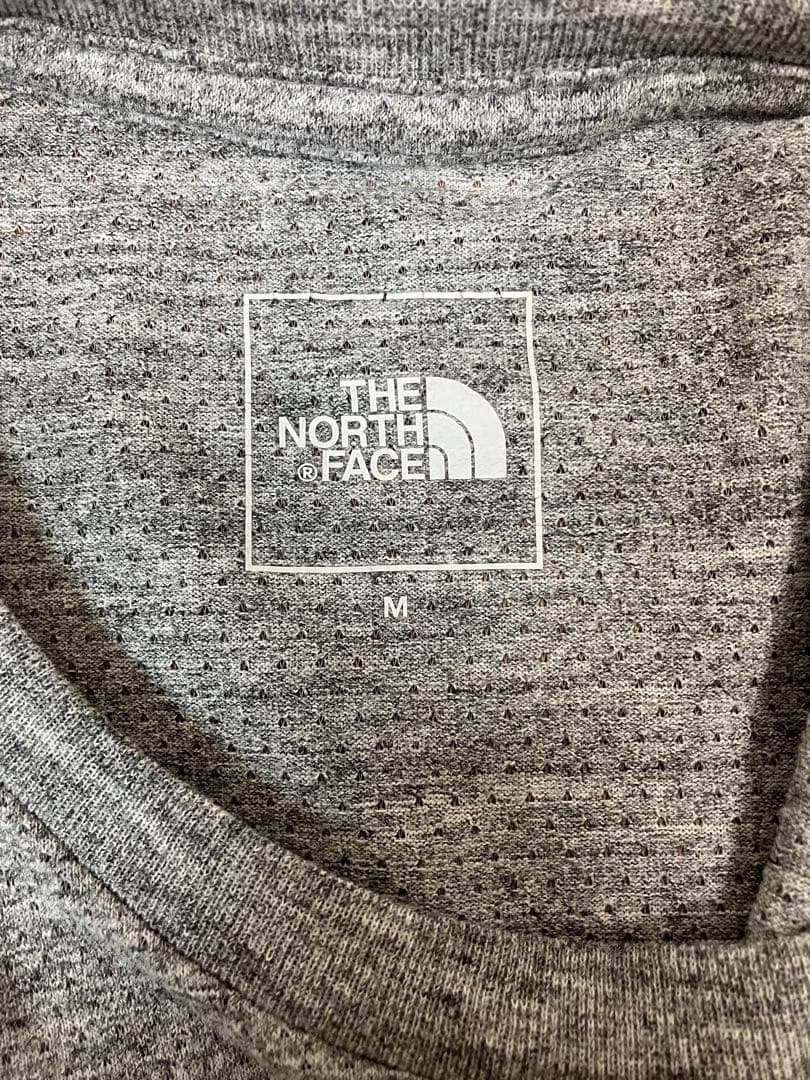 ランニングウェア　セット　エンデュリスレーシングショーツ　Tシャツ