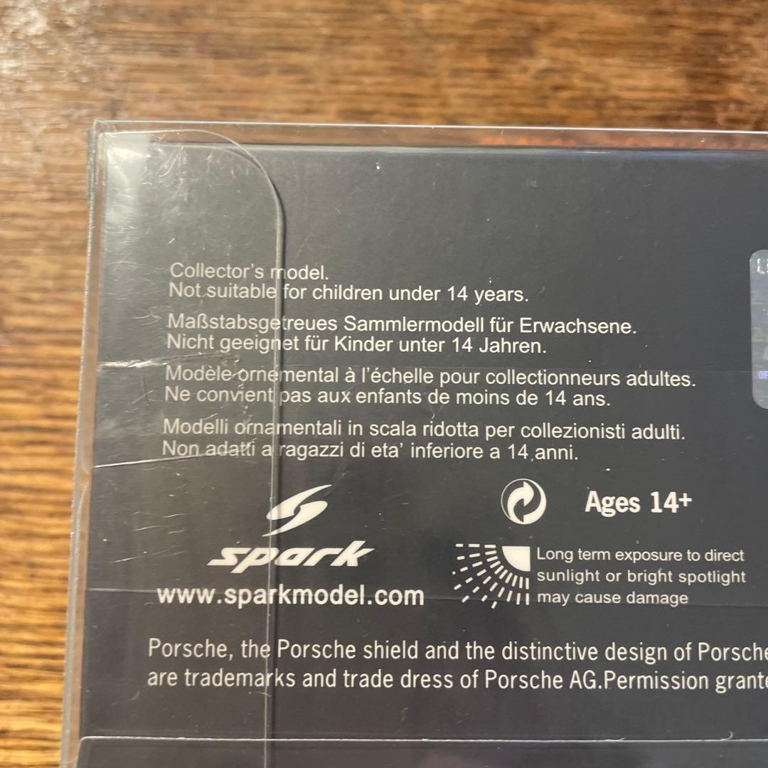 絶版　1/43 スパーク　マルティニ　ポルシェ　935 ルマン24時　1976