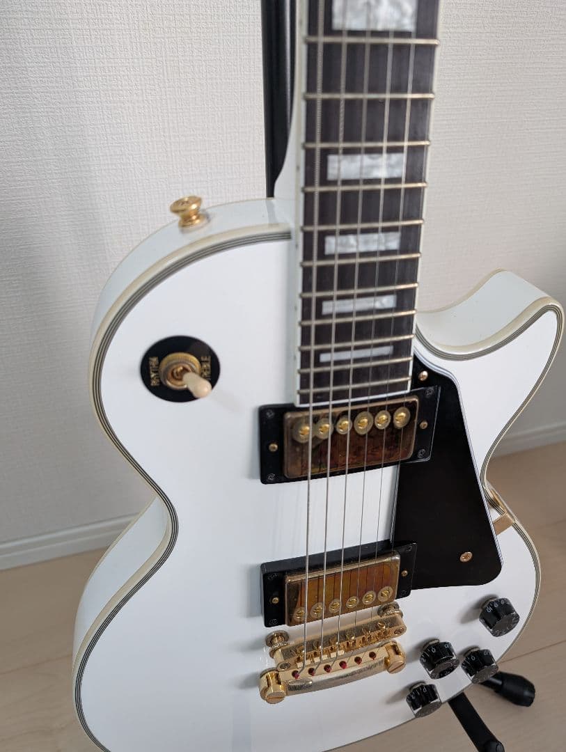 Epiphone Les Paul Custom　Alpine White