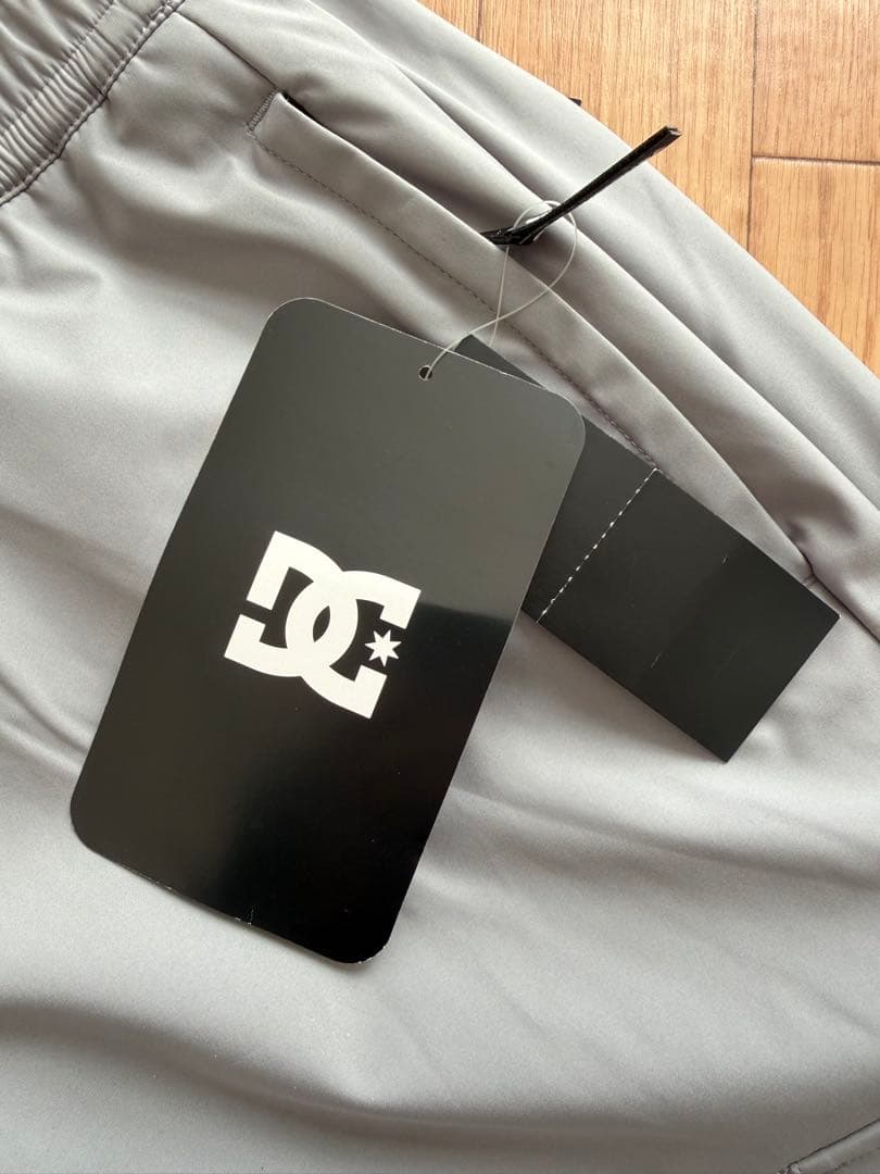 DC スノボーウエアグレー カーゴパンツ/新品未使用