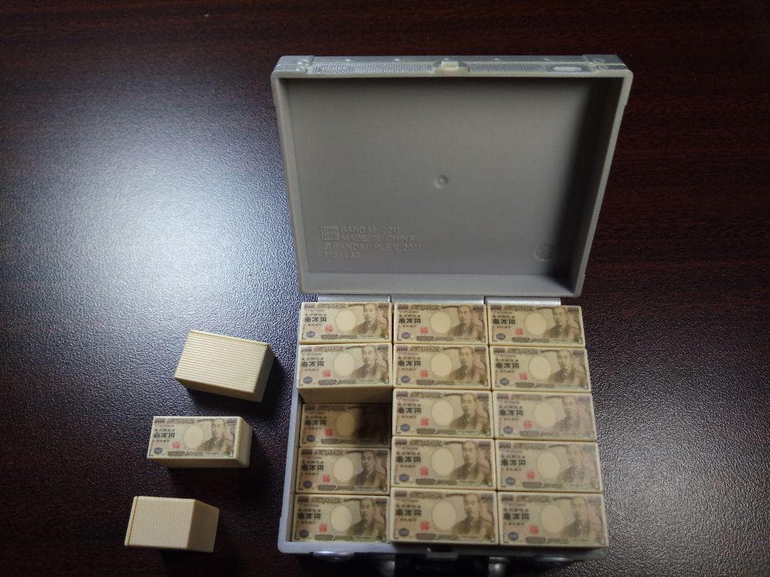 【緊急大放出！】【値引一切✖】3億円 (1/6スケール ジョークトイ)