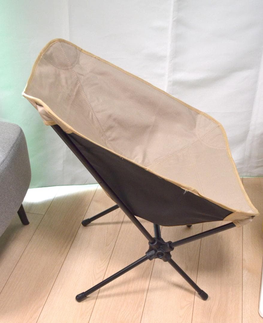 リラックスチェア　【未使用】折りたたみチェア　アウトドア　キャンプ　レジャー