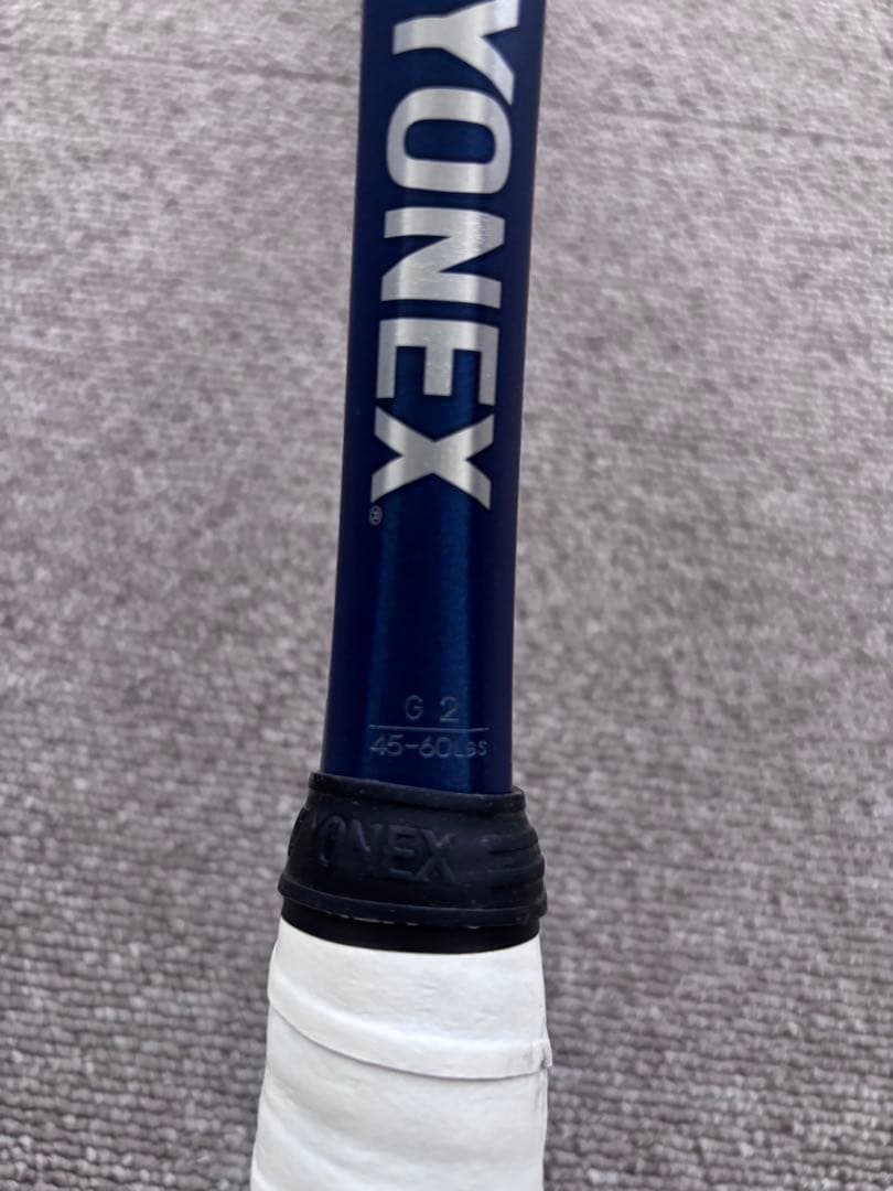 ヨネックス　テニスラケット　EZONE98