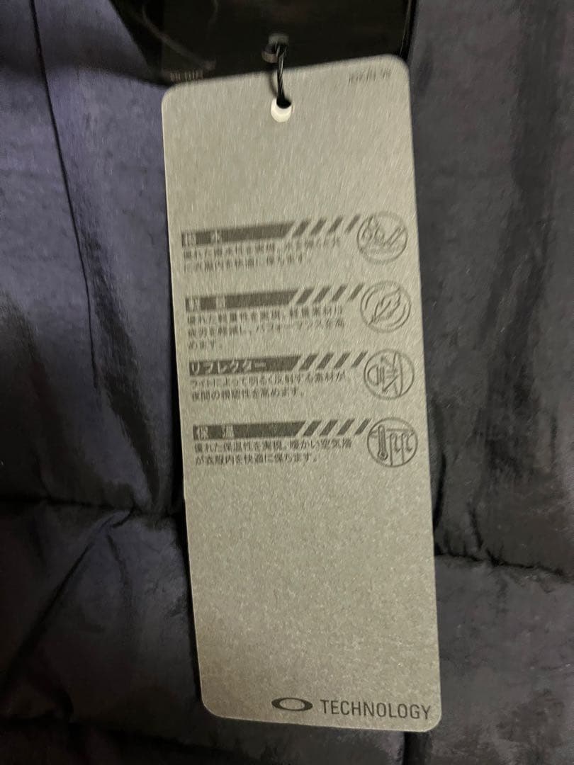 新品　ゴルフ　S オークリー 中綿ベスト ネイビー　撥水 軽量 保温　ダウン風