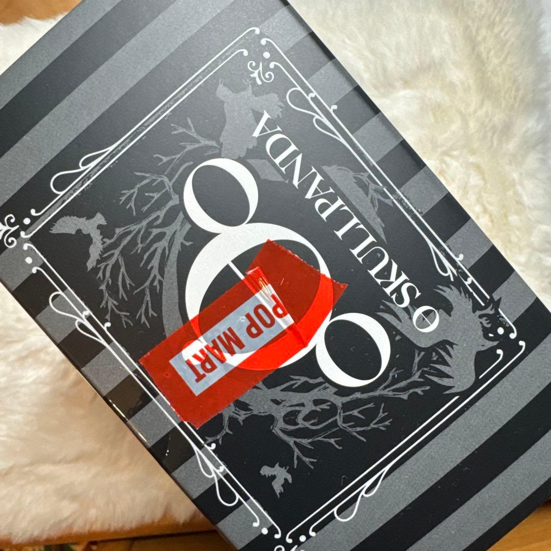 【アメリカ限定】SKULLPANDA × Wednesday ぬいぐる