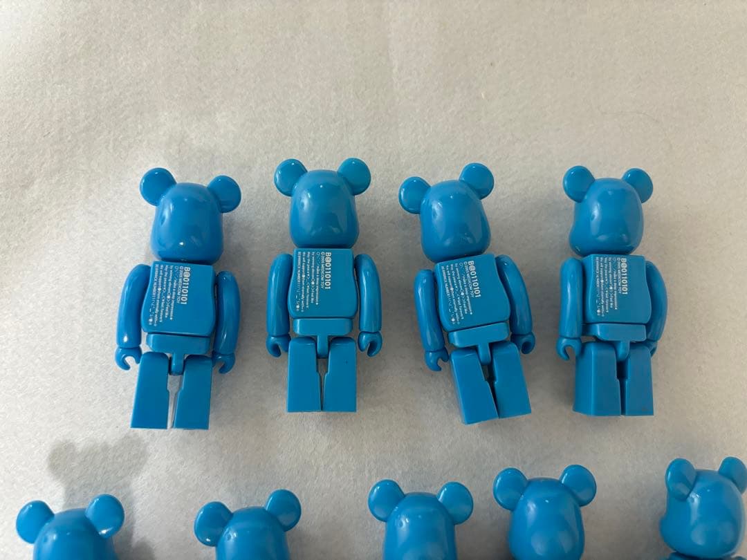 b ベアブリック シリーズ41　ベーシック R 9体　100%