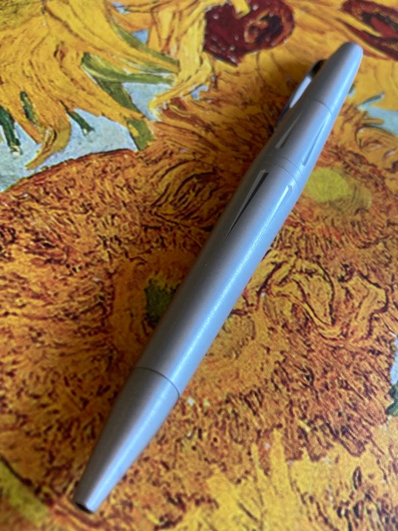 廃番　トンボ　TOMBOW zoom2000 ボールペン