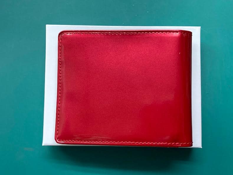 広島東洋カープ　グラブ革二つ折り財布（メタリック）未使用品　ミズノ