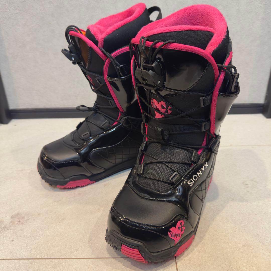 お*)様 美品✨SiONYX スノーボードブーツ 25.0cm（US7） レディ