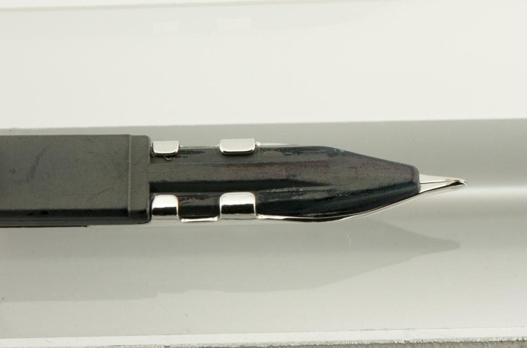 【希少　美品】PILOT（パイロット）　キャップレス　限定品　ネットブラック