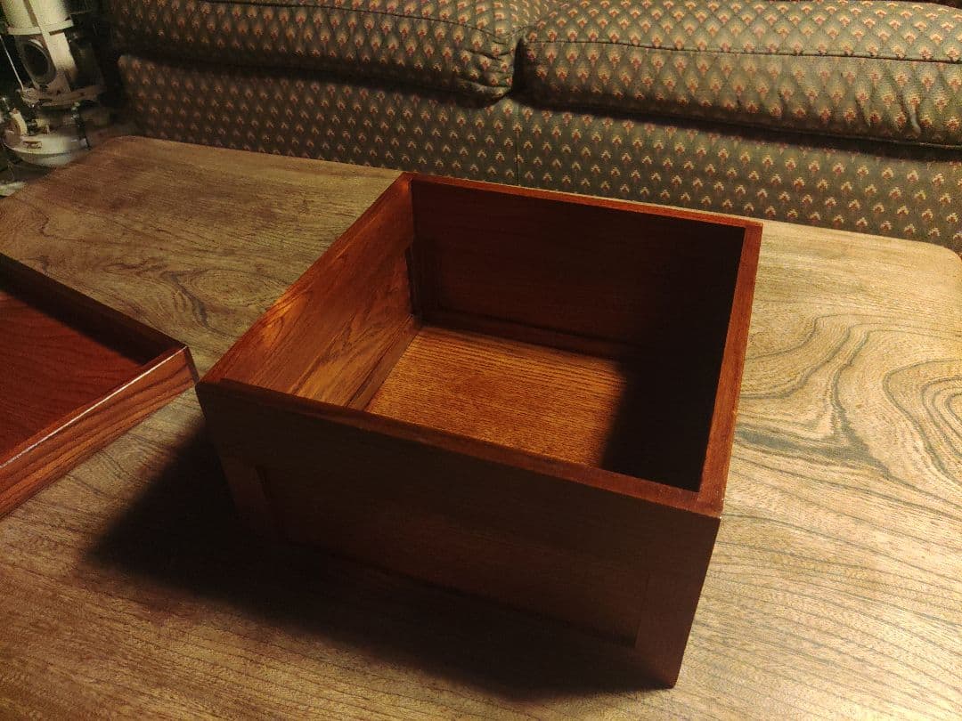 未使用　箱膳 木箱　無垢　天然木　アンティーク レトロ　アンティーク　希少