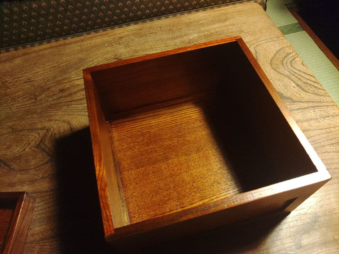 未使用　箱膳 木箱　無垢　天然木　アンティーク レトロ　アンティーク　希少