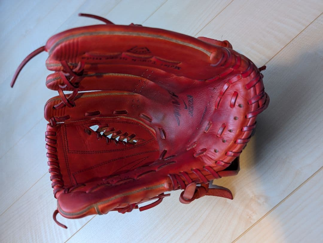 ゆ*き様 Nike EDGE 軟式グローブ レッド　右投げ投手用