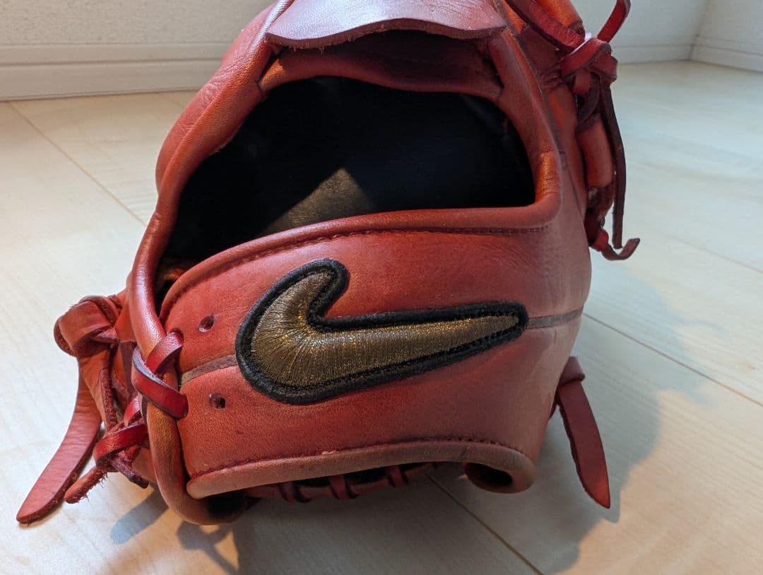 ゆ*き様 Nike EDGE 軟式グローブ レッド　右投げ投手用