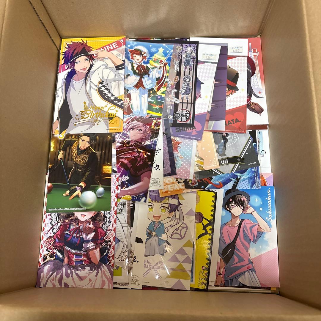 アニメグッズ 大量 まとめ売り 700点以上 ノンジャンル 紙類
