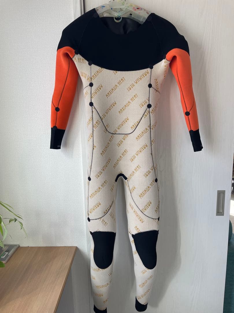 サーフィンウェットスーツ　セミドライロングチェストジップ　5✖️3mm Lサイズ