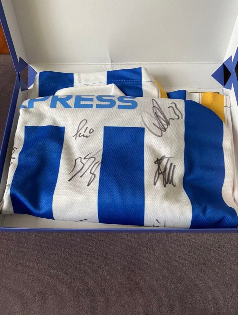 ウェア Brighton & Hove Albion FC football shirt