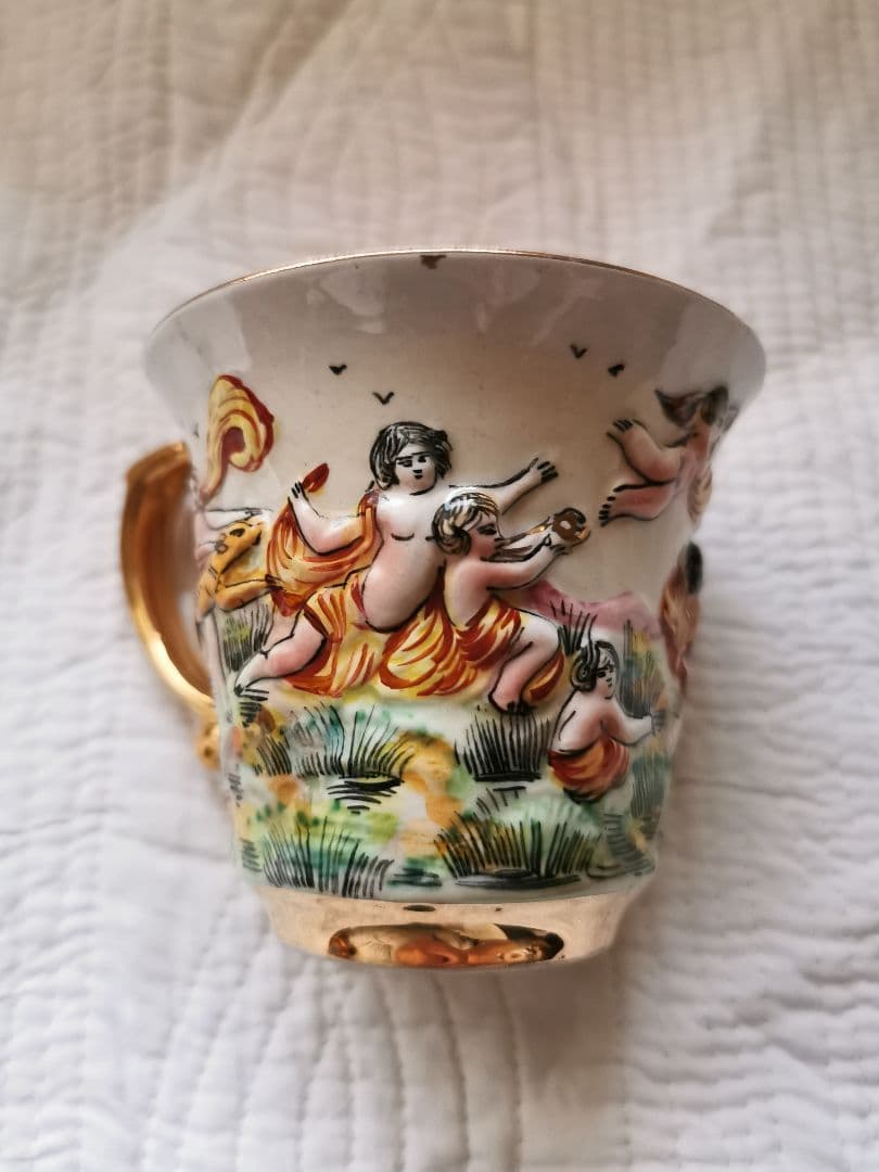 アンティーク カポディモンティ 天使＆子供ティーカップ１客① ハンドペイント手描