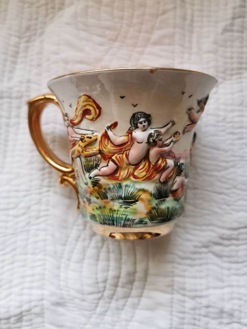 アンティーク カポディモンティ 天使＆子供ティーカップ１客① ハンドペイント手描
