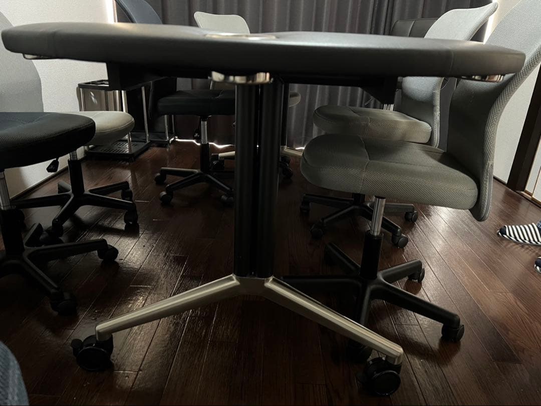 ポーカーテーブル　チップ　セット　引き取り❗️ 関西発送可能(別料)