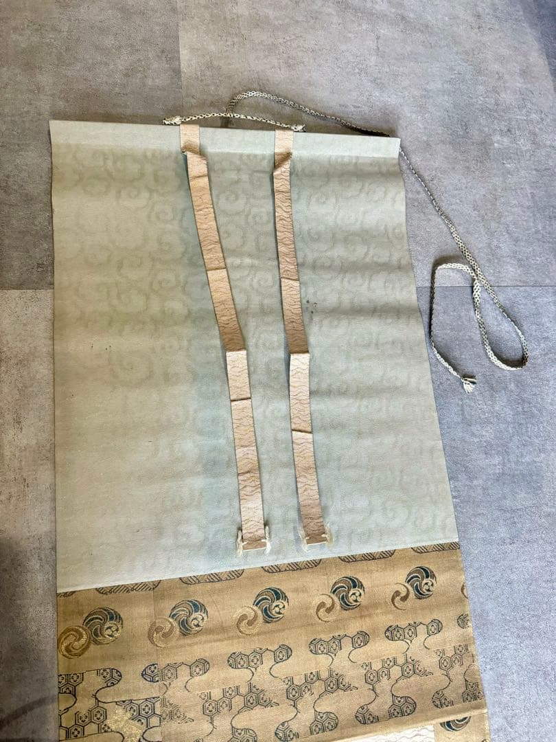 掛軸　骨董　蔵出し　花　木箱付き