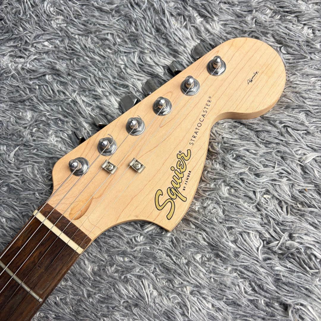 ギター Squier Affinity Stratocaster LPB