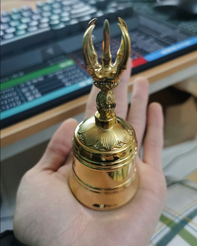 【修縁堂】密教法具 真言宗 五鈷金剛鈴 鐘 五鈷杵 寺院用仏具 真鍮製 16cm