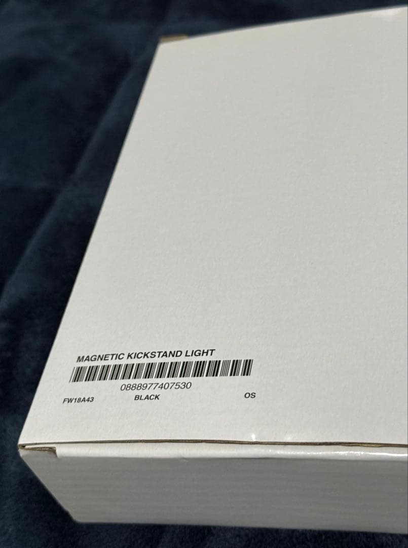 【新品】 supreme magnetic kickstand light 黒