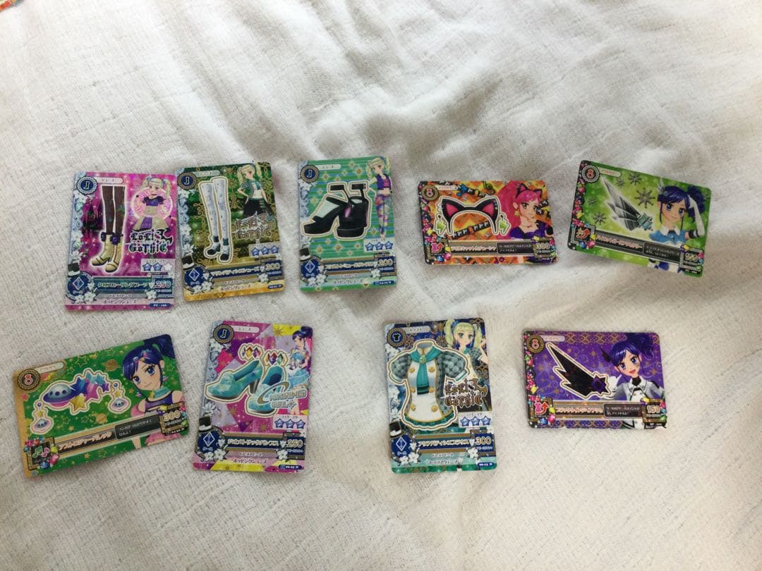 アイカツカード（旧アイカツ、アイカツスターズなど）まとめ売り　100枚以上