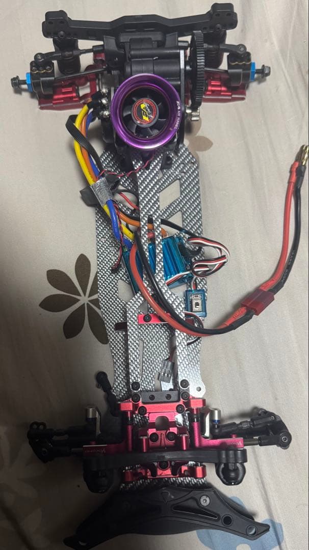 ガレージseek　 yd2eベースシャーシ カーボン仕様おまけ付き