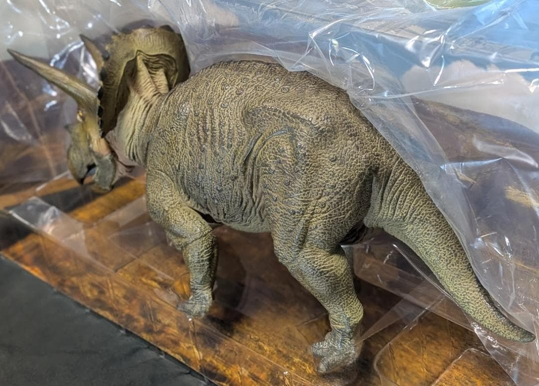 【アッキー】トリケラトプス（海洋堂）メガソフビアドバンス 箱入り未使用品