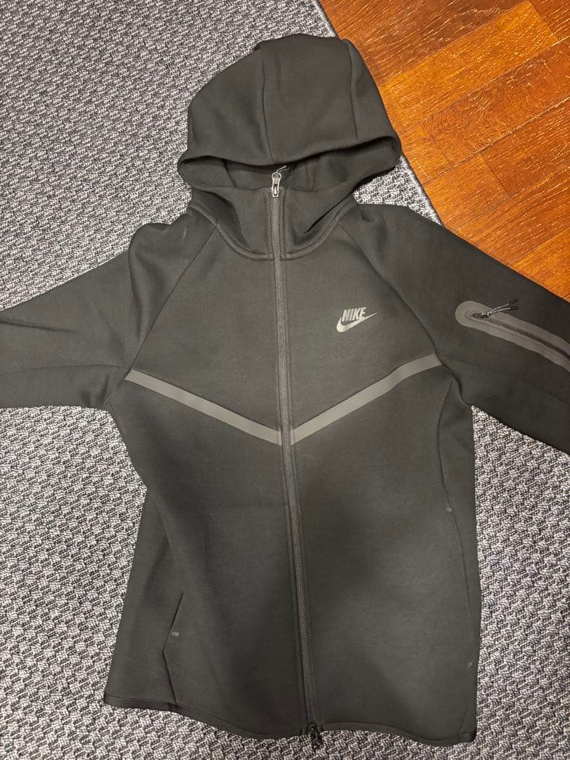 ナイキテックフリース