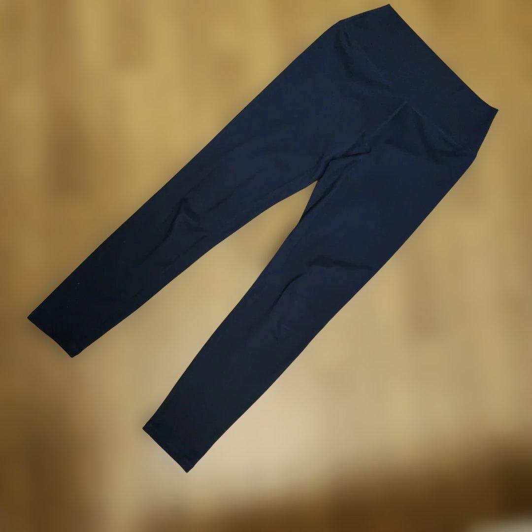 SUKALA.ヨガウェアセット タンクトップとレギンス、