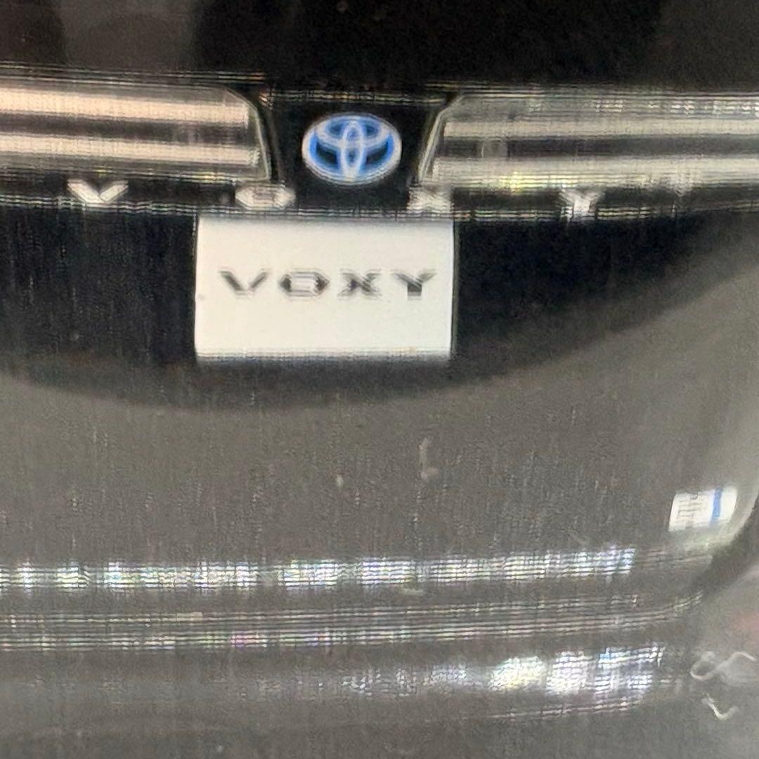 トヨタ VOXY 90系ブラック 未開封ミニカー 1/30 非売品 新品未開封