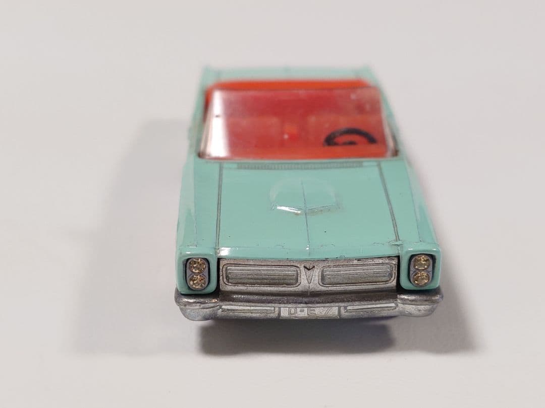 ミニカー Siku V 277 Pontiac