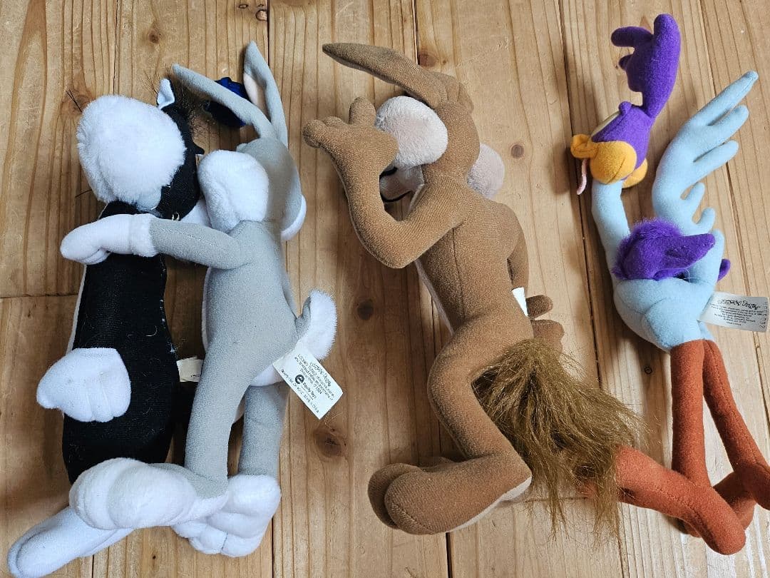 ルーニー・テューンズ ビンテージ ぬいぐるみ　コヨーテ、ロードランナー