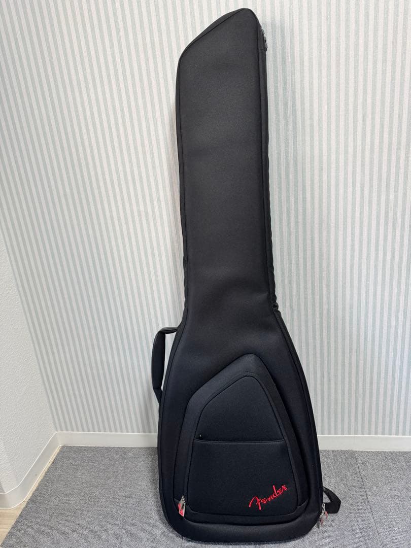 ベース Fender Player Plus Jazz Bass