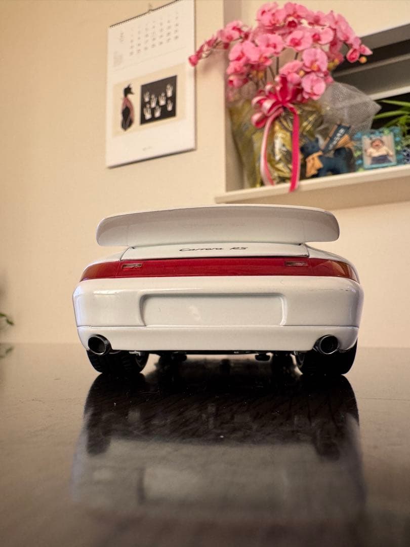 UTモデル　ポルシェ911 カレラRS 1/18サイズ
