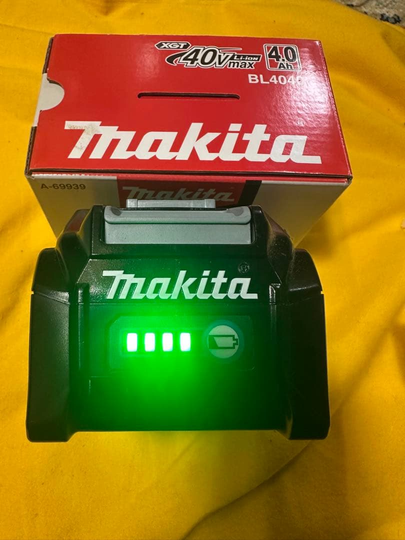 ■マキタ　BL4040　バッテリー　マキタ純正品テストで1〜2回使用