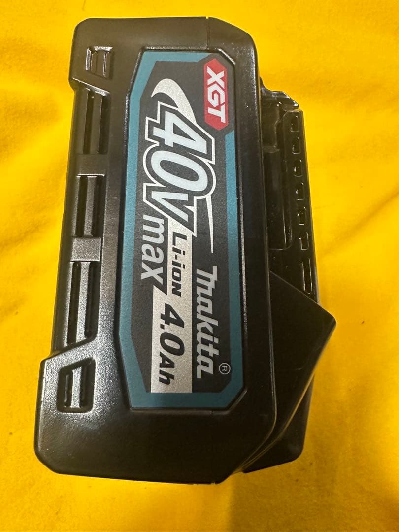 ■マキタ　BL4040　バッテリー　マキタ純正品テストで1〜2回使用