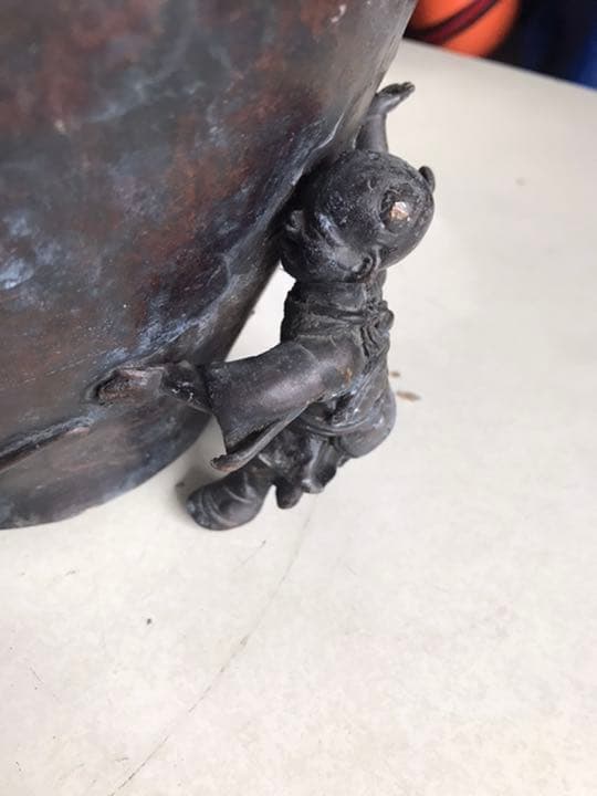 高罔銅器，古銅製，極細工，重6200克