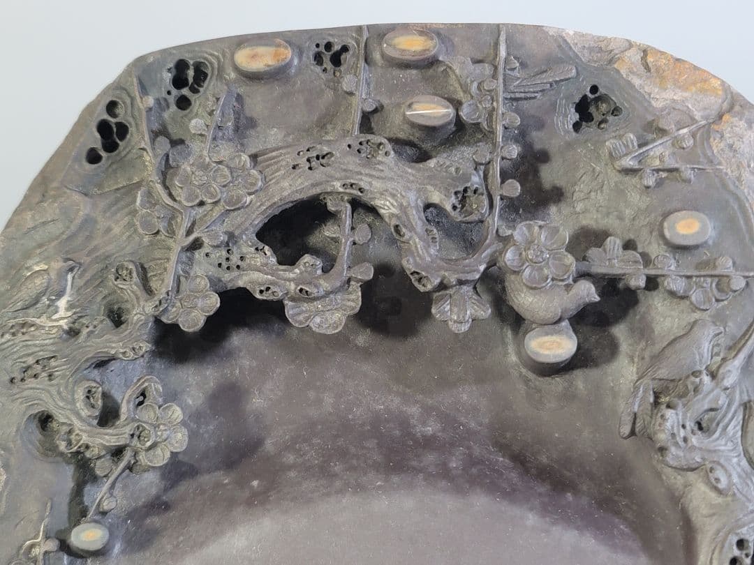 DT531 中国 文房四宝 端渓 刻梅紋 硯 唐木蓋付 美品