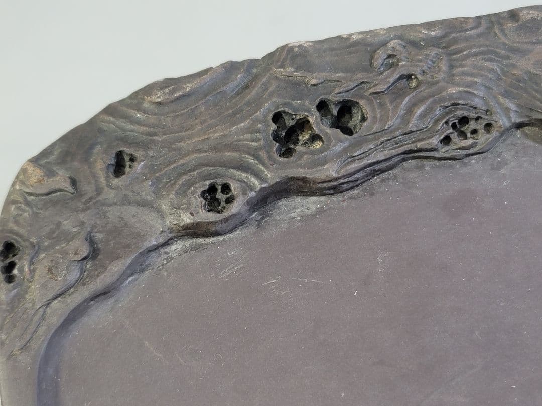 DT531 中国 文房四宝 端渓 刻梅紋 硯 唐木蓋付 美品