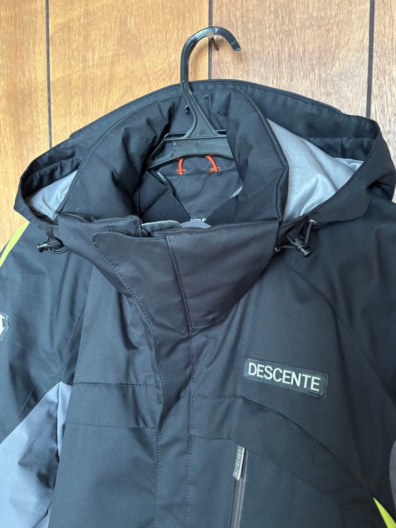 DESCENTE デサント　スキーウェア　L 上下セット
