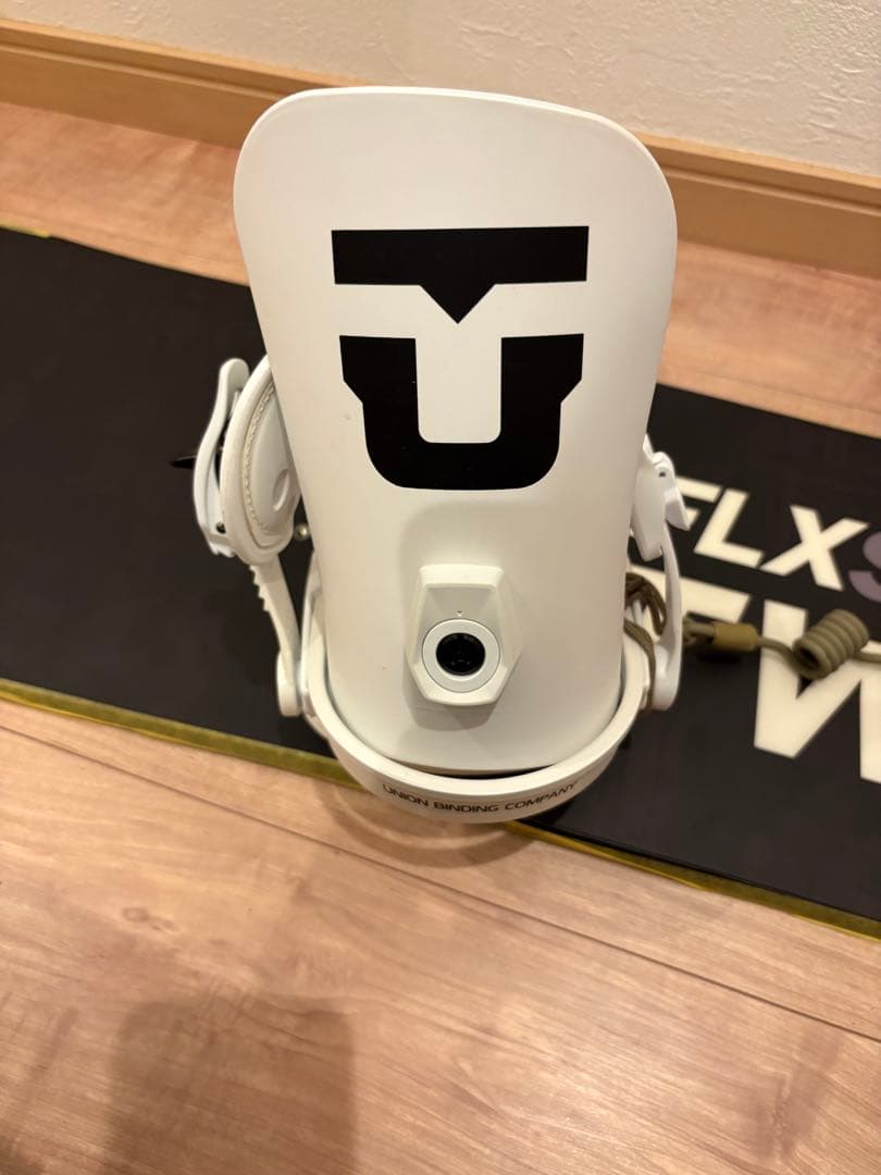 FLUX SNBD スノーボード ホワイト/ブラック　UNIONビンディング付