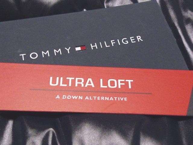 M日本サイズ位新品トミーヒルフィガーUSA限定ダウンジャケット同機能耐風耐水蓄熱